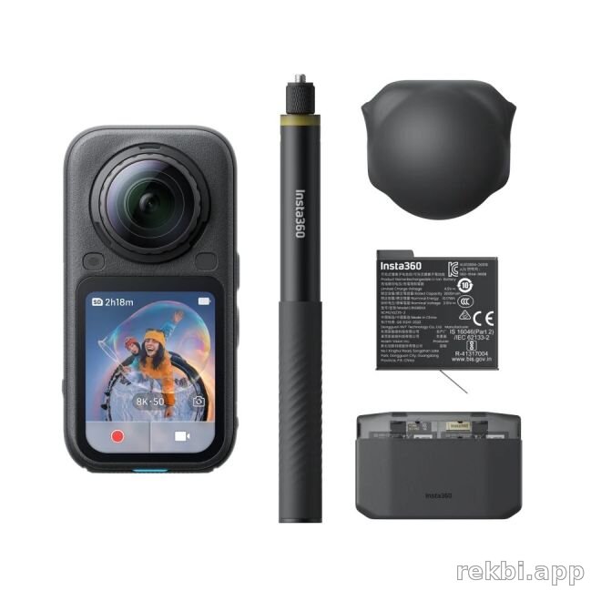 Insta 360 X6 - Essentials Bundle Midnight Black