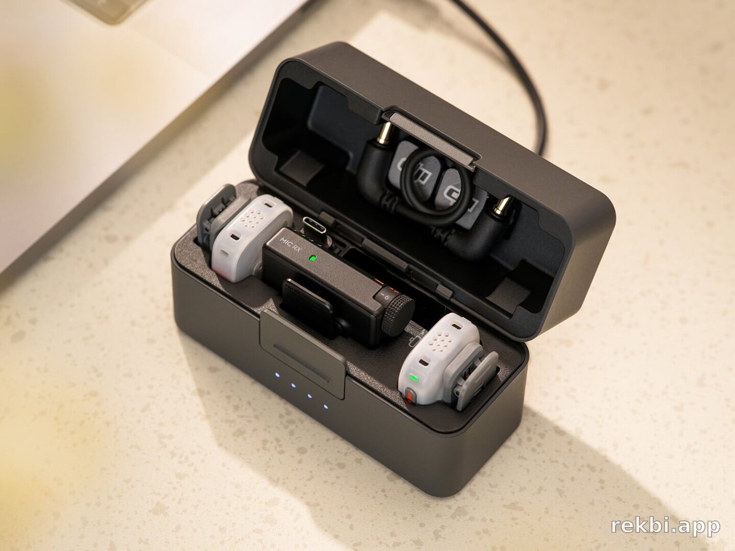DJI Mic Mini 2S (2TX+1 RX+Charging Case)