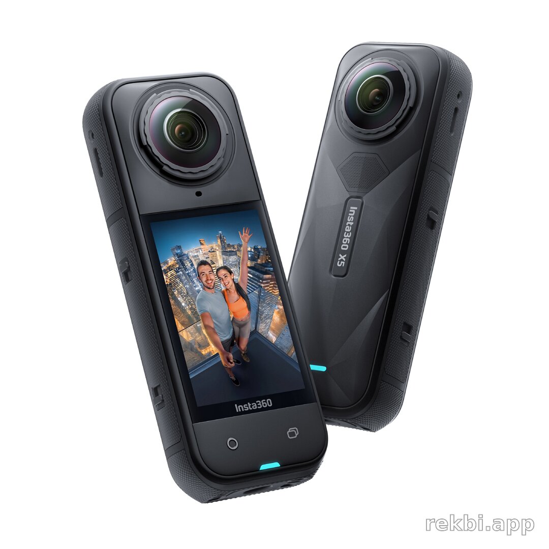 Insta360 X5